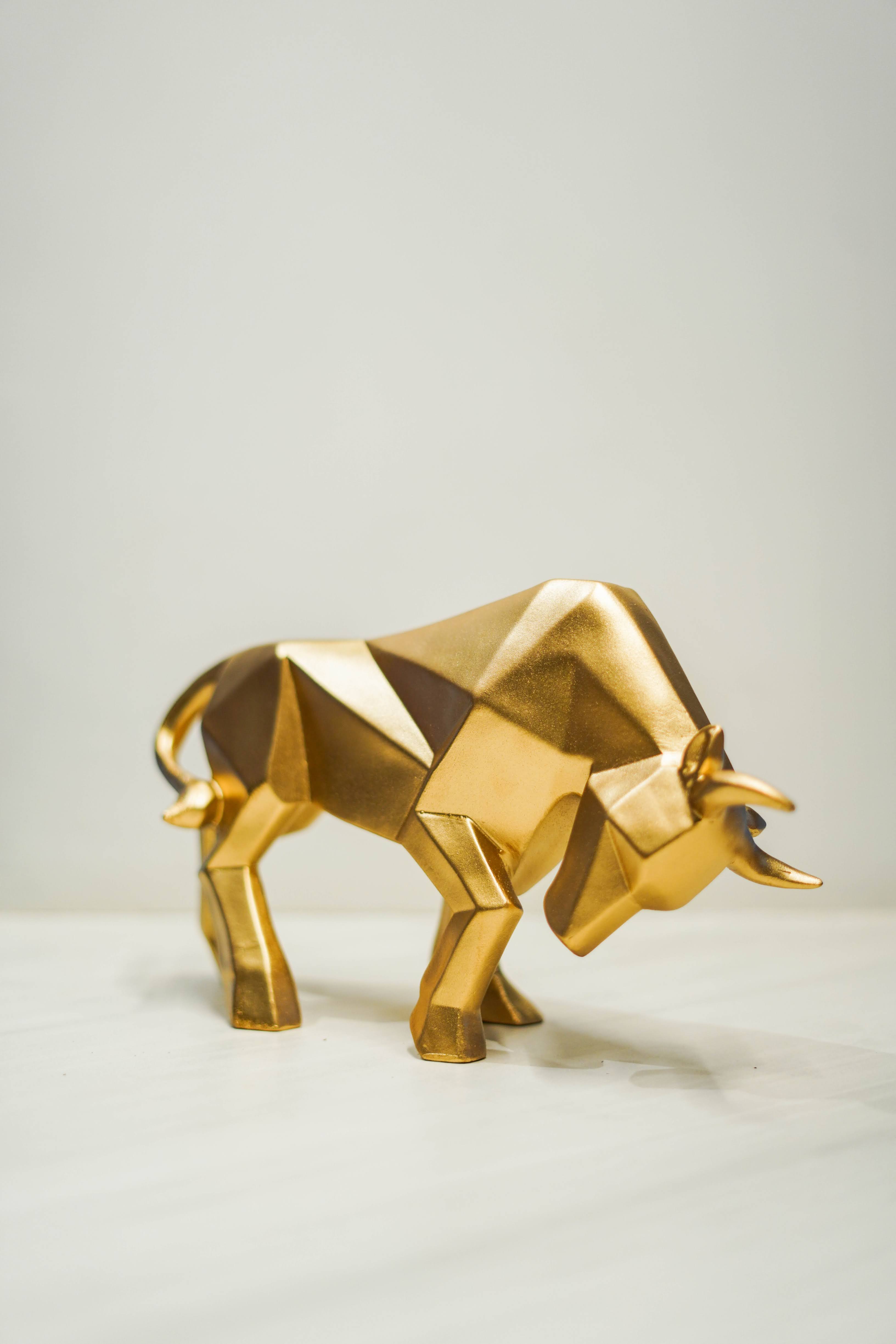 Abstract Raging Bull Statue