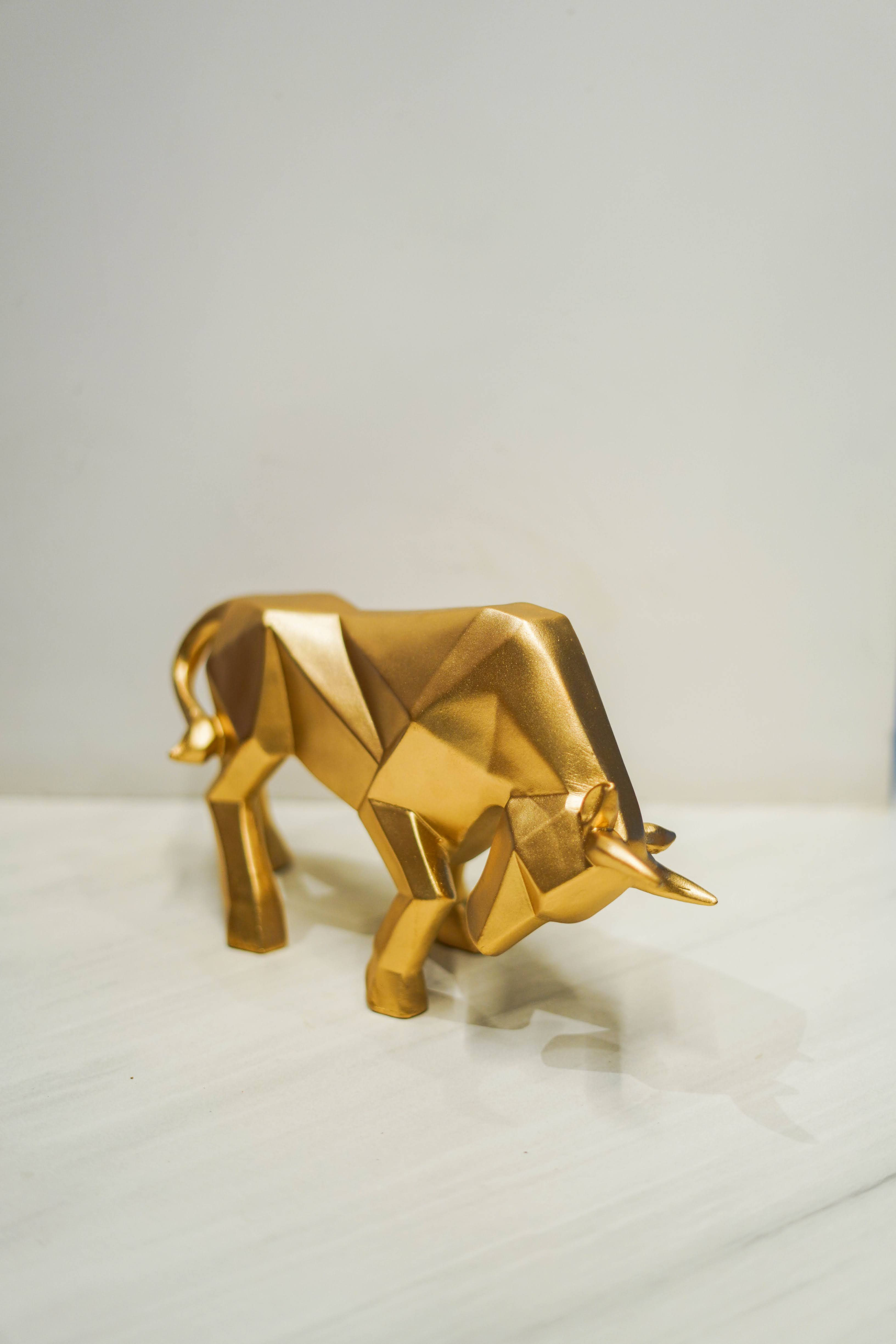 Abstract Raging Bull Statue