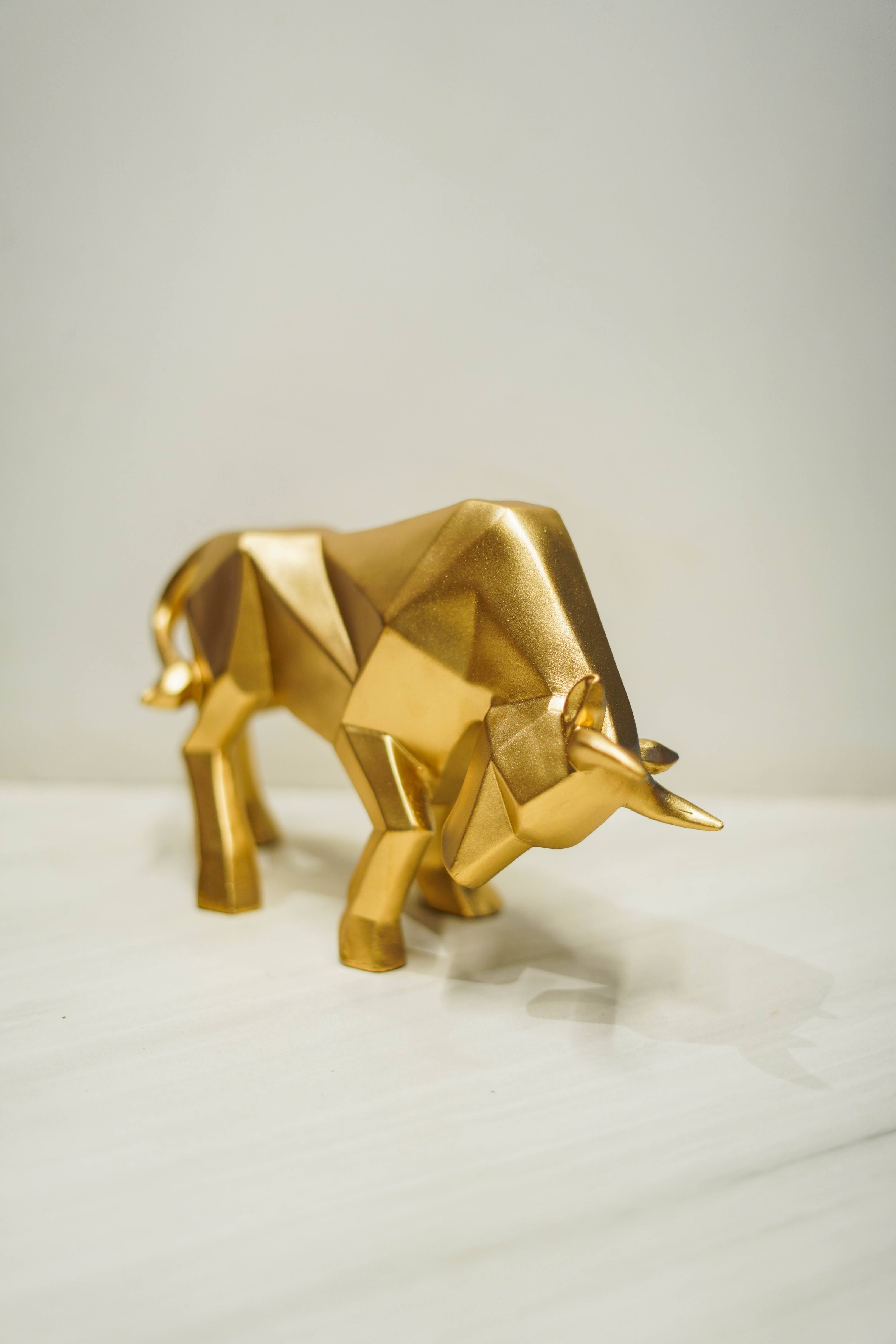 Abstract Raging Bull Statue