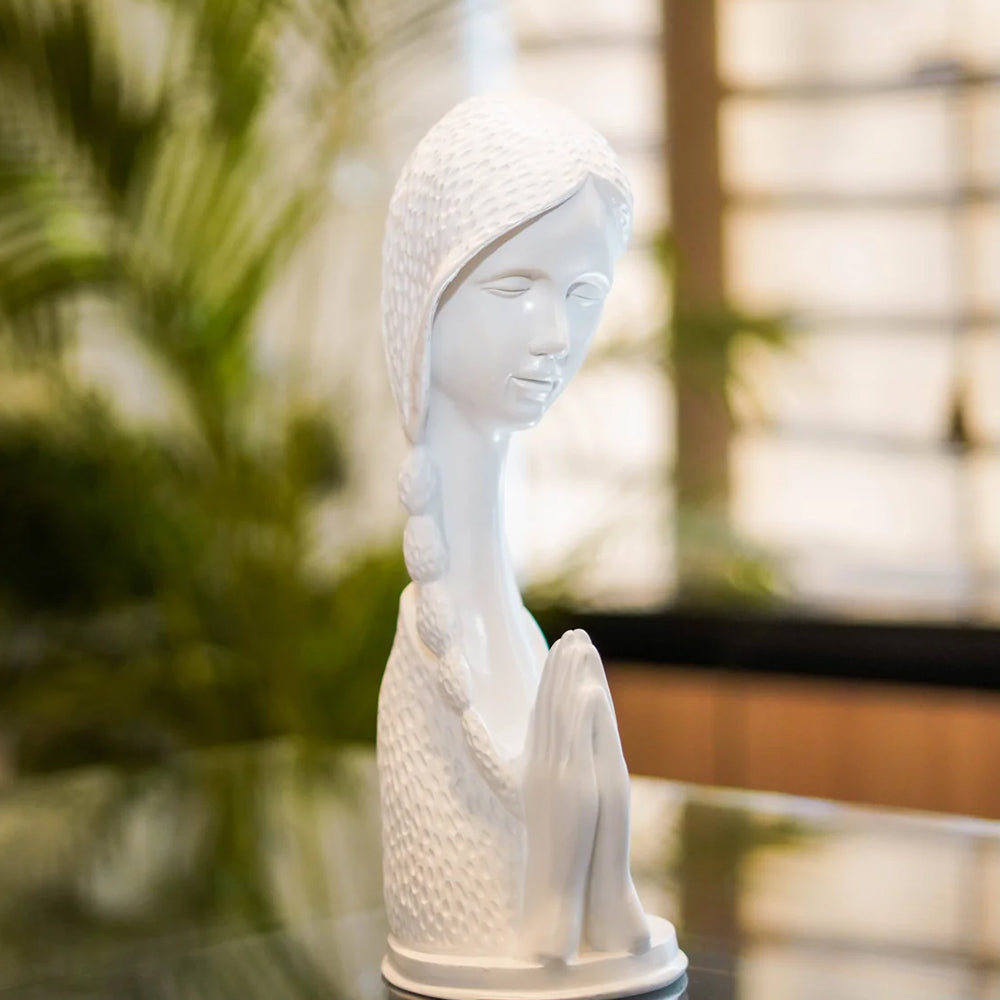 Namaste Lady Statue